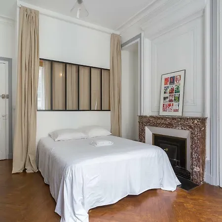 Apartment Large *lyon Presqu'ile* *
